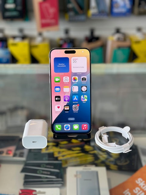 Apple iPhone 15 Pro Max 256GB  Natural Titanium Like New A Grad